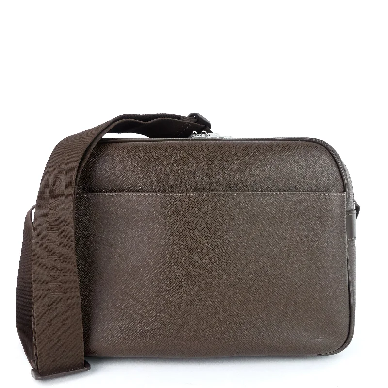 Reporter PM Taiga Leather Bag