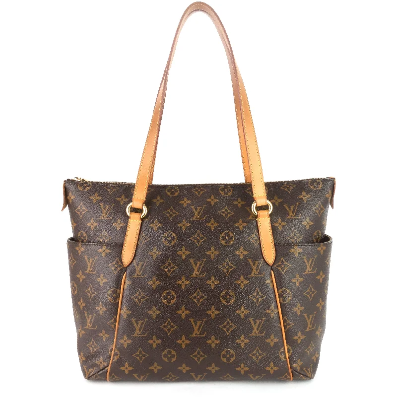 Totally MM Monogram Canvas Tote Bag