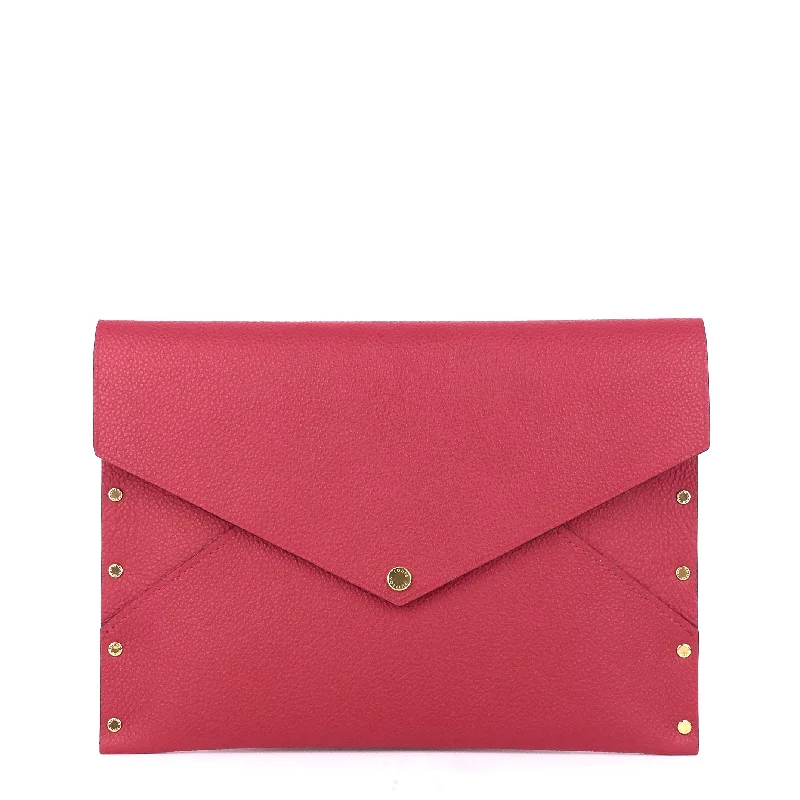 Enveloppe MM Rivets Grained Leather Clutch Bag