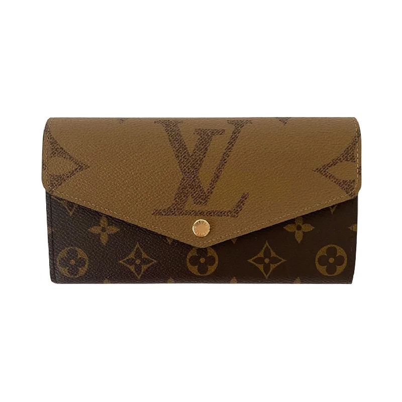 Louis Vuitton Monogram Sarah Wallet